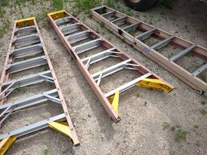 Werner Fiberglass 8 Step Ladder...