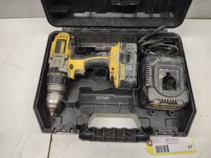 Dewalt 18 Volt Drill, Works...
