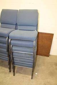 lot 620 image: Lot of (6) Metal Padded Conference Chairs