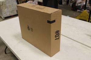 lot 686 image: Lot of (4 Cases) #-07 Cardboard Box Flats