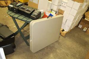 lot 737 image: Samsonite Folding Table 72Lx29-12Wx30H