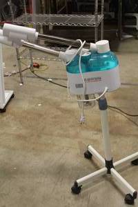 lot 802 image: Cool And Hot Vapour with Cleanable Water Tank
