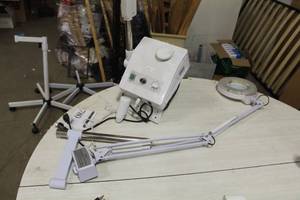 lot 808 image: Lot of (2) Beauty Station Parts  - 3 IN 1 Beauty Instrument SKU16358, Magnifying Light