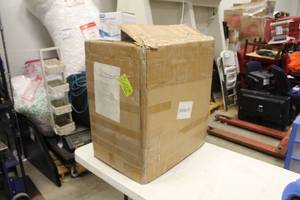 lot 704 image: Lot of (1 Case) KN95 Protective Masks 1800-count