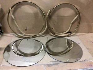 Medium Round Gold Contemporary Mirror (21.375 in. H x 14.5 in. W)&nbsp&nbspCustomer Returns See Pictures