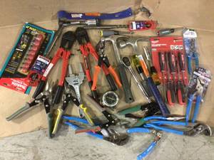 MIX LOT OF MAKITA TOOLS &amp MISC&nbsp&nbspCustomer Returns See Pictures