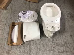 Reliant 2-Piece 1.28 GPF Single Flush Round Toilet with Slow Close Seat in White by American Standard Customer Returns See Pictures