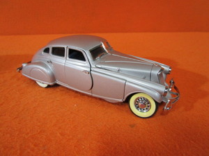 124th Danbury Mint 33 Pierce Arrow, 58 Chevy Impala Convertible, 59 Cadillac Convertible, 38 Rolls Royce