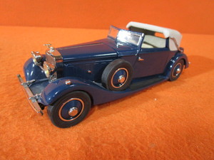 124th Danbury Mint 34 Hispano-Suza J12, 27 Stutz Blackhawk, 35 Duesenberg SSJ,