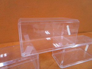 (5) 124th Display Cases