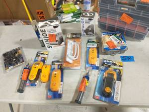 lot 54 image: LOT OF MIXED TOOLS