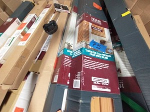 lot 75 image: PALLET OF MIXED BLINDS