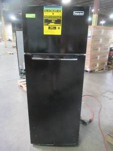 Magic Chef 7.4 cu. ft. 2 Door Mini Fridge in Black, MCDR740BE. Slight Scratch and Dent - Loose top.
