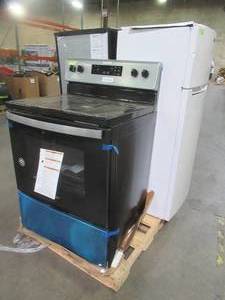 WHOLESALE MIXED PALLET OF MISCELLANEOUS APPLIANCES,  NEEDING REPAIRDAMAGED - FOR PARTS OR RESTORE