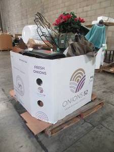 WHOLESALE MIXED PALLET OF MISCELLANEOUS INDOOR AND OUTDOOR HOUSEWARES