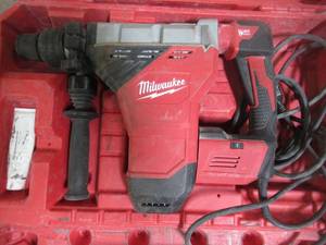 Milwaukee 15 Amp 1-34 in. SDS-MAX Corded Combination Hammer with E-Clutch 5546-21