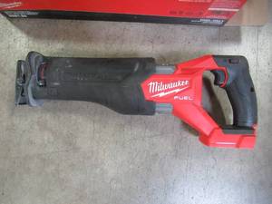 Milwaukee M18 FUEL GEN-2 18-Volt Lithium-Ion Brushless Cordless SAWZALL Reciprocating Saw (Tool-Only) 2821-20