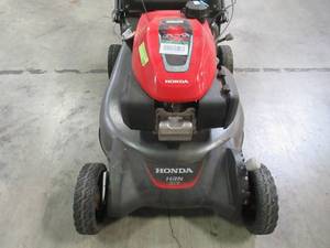 Honda 21 in. 3-in-1 Variable Speed Gas Walk Behind Self Propelled Lawn Mower with Auto Choke HRN216VKA