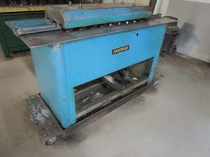 lot 118 image: LOCKFORMER CLEAT FORMER MACHINE