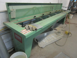 lot 130 image: BERRY, 6 STATION DUCT NOTCHER
