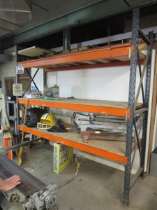 lot 152 image: PALLET RACKING