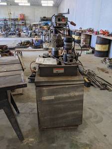 lot 23 image: Black & Decker Deluxe Power Shop - 110V