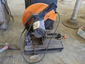 lot 25 image: Chicago Electric 14 Chop Saw