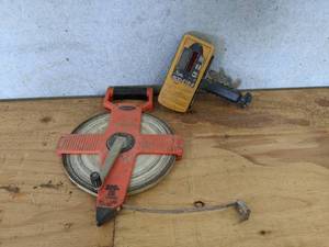 lot 50 image: Rod-Eye 8 Laser Alignment Tool and Keson 200 Tape Measure