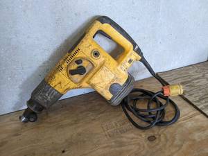 lot 73 image: DeWalt Hammer Drill (Tested and Powers on)