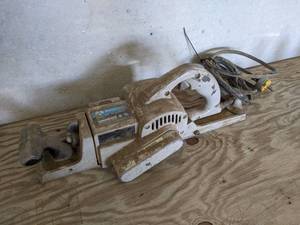 lot 76 image: Rockwell Model 653 Versa-Plane Electric Planer (Tested and Powers on)