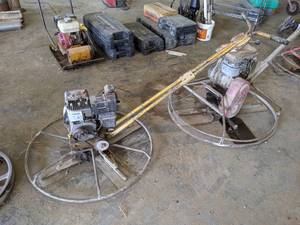 lot 95 image: 34 Power Trowel w Kawasaki FA210 Engine