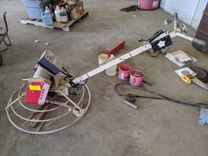 lot 100 image: 36 Electric Power Trowel - Leeson Motor 1.5HP DC w Leeson Motor Controller - Input 115230Vac 1 Phase