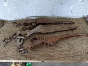 lot 109 image: Set of (3) 38 Chain Binders