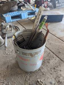 lot 186 image: Bucket full of Masonry  Concrete Drill Bits and More