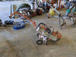 lot 206 image: Stihl Model TS460 Concrete Cutting Saw w Cart