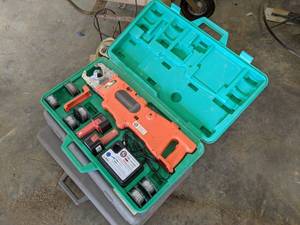 lot 216 image: Benner-Nawman Rebar Tier Kit - Model BNT-64