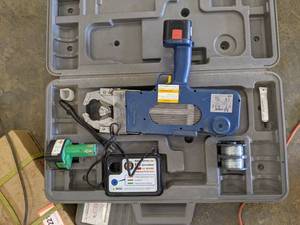 lot 220 image: U-Tier Rebar Tier Kit - Model UT-H32