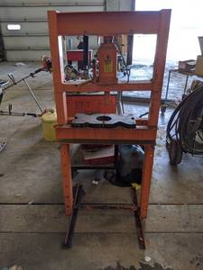 lot 230 image: 20 Ton Central Hydraulics Shop Press - About 59 x 27 - Tested and works
