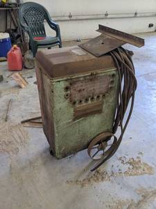 lot 241 image: Westinghouse AC Arc Welder Style 1244163