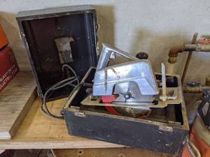lot 255 image: Shopmate 7 Circular Saw - Tested and works.