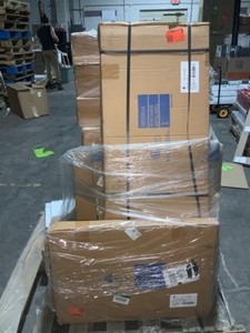 lot 61 image: PALLET WITH VENTI AIR SUPPLY DIFFUSERS DIFFERENT MODELS AND SIZES