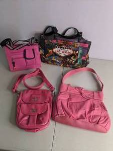 lot 91 image: Lot of (4) Fun Purses Pink and Vegas 