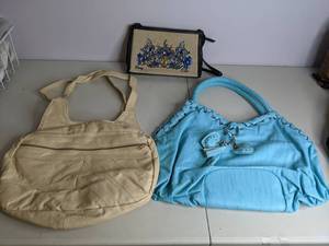 lot 50 image: Lot of (3) Purses Teal, Beige, Jeweled