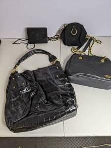 lot 51 image: Lot of (4) Purses Black