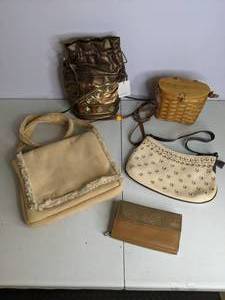lot 53 image: Lot of (5) Purses and a Wallet Cream, Brown, Beige, Wicker