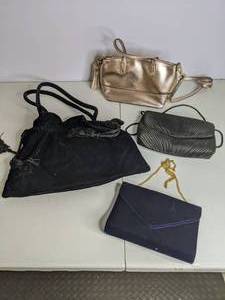 lot 56 image: Lot of (4) Evening Purses Black and Gold