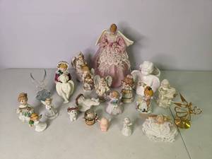 lot 229 image: Angels Among Us - 21 Piece Collection