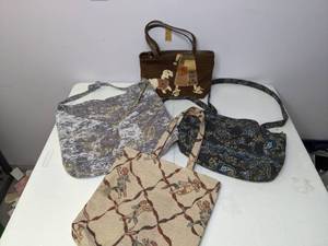 lot 220 image: Lot of (4) Vintage Retro Handbags