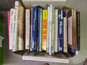 lot 361 image: Mixed Lot of Books see pictures