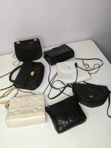 lot 278 image: Lot of (7) Small Evening Purses Cream, Black